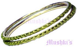 Lac Bangle - click here for large view